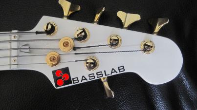 Bass Example Logo